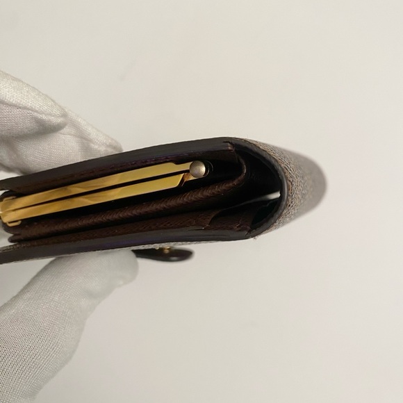 EUC! (R $750) Louis Vuitton Brown Damier Ebene Wallet With Kisslock - Picture 9 of 12